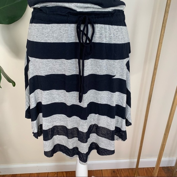 ALC Striped Jersey Knit Dress in Navy & Gray sz S - Picture 2 of 5